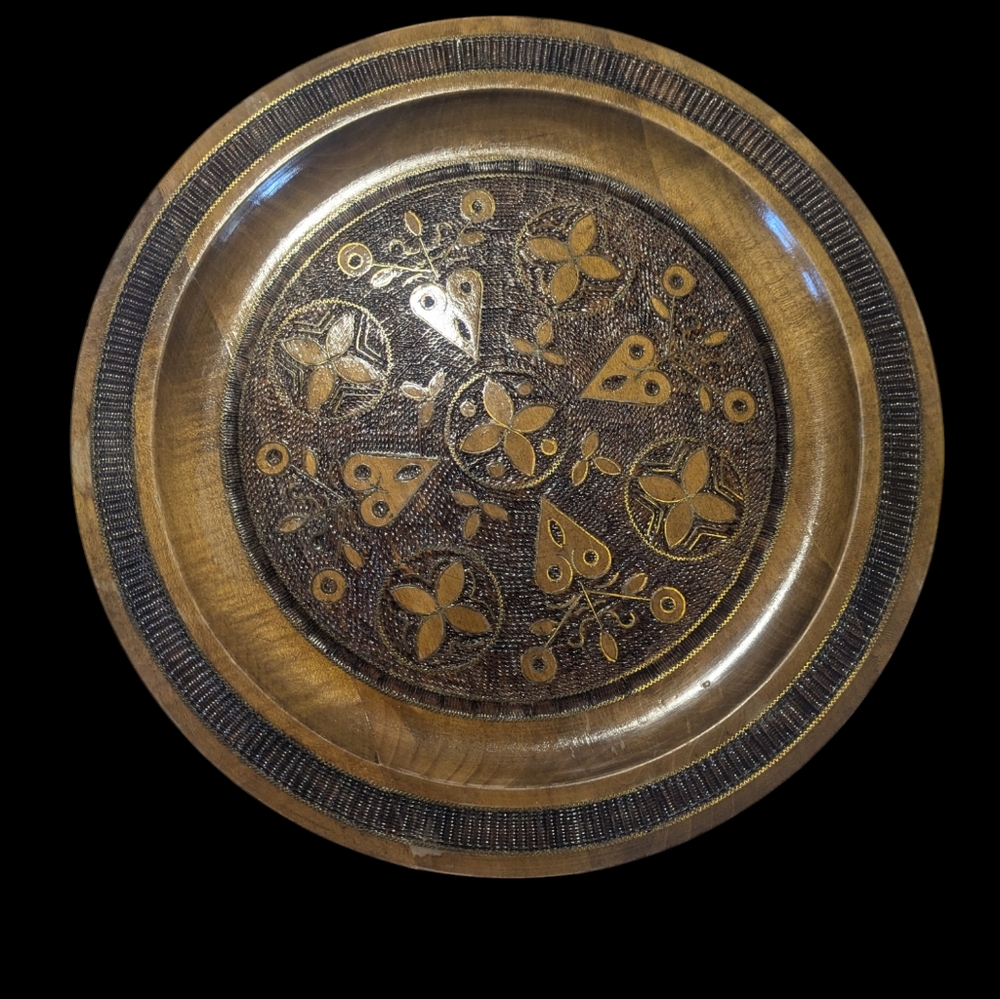 Vintage Carved wooden Decor Plate Hearts And Flowers